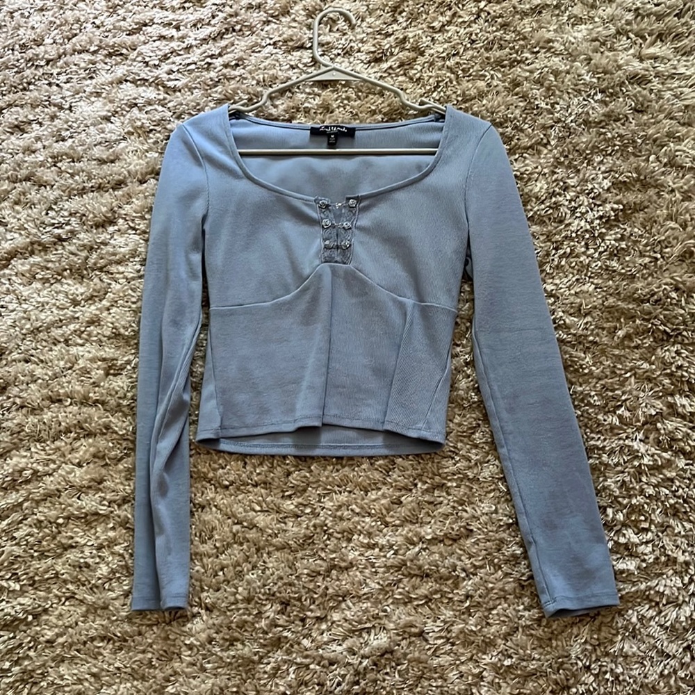❤️must order 2 or more items❤️ Light  blue long sleeve shirt
